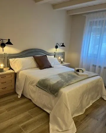 Πανσιόν Cal Pericas 3*